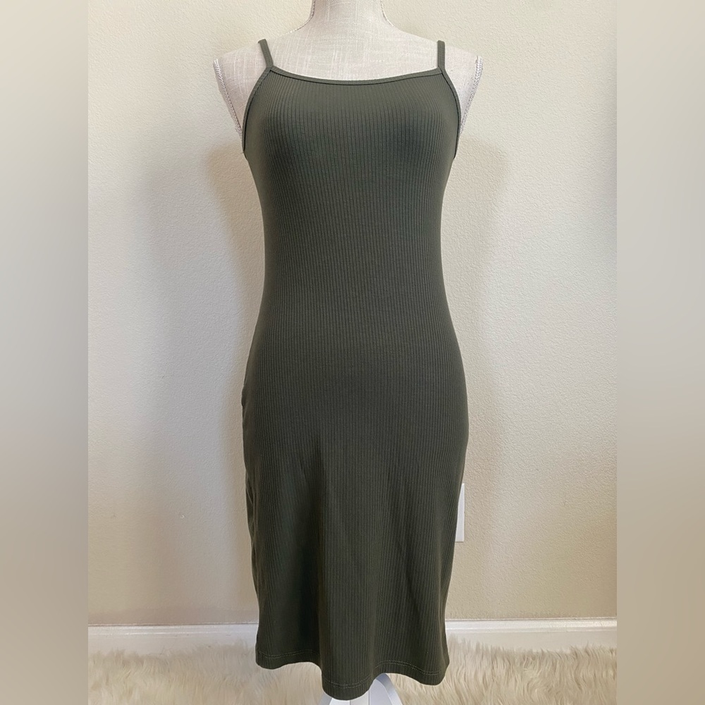 Fashion Nova Ribbed Midi Dress